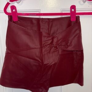 Commense Burgundy Faux Leather Skorts